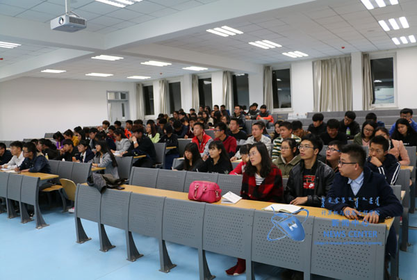 会议现场 邵珠琳 摄