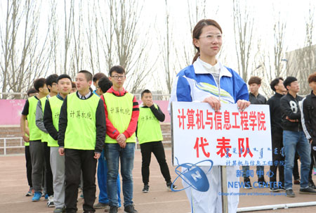 运动员准备比赛 计算机院 冯柏杨 摄