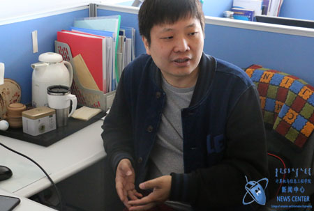 王老师讲话中 计算机院 秦一 摄
