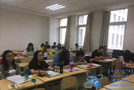 会议现场 计算机学院 冯柏杨 摄