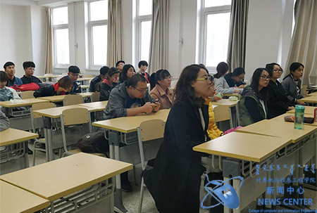 活动现场 计算机学院 王荐力 摄